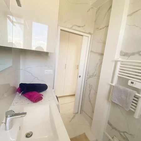 Appartement 2P Idealement Place Juan Les Pins Ngoại thất bức ảnh