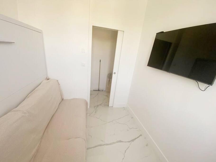 Appartement 2P Idealement Place Juan Les Pins Ngoại thất bức ảnh